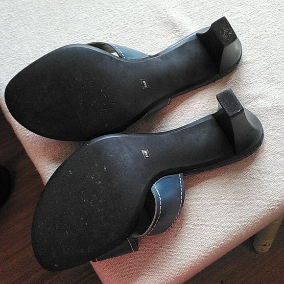 Blue heels Franco sarto size 8 1/2 - Picture 3 of 3